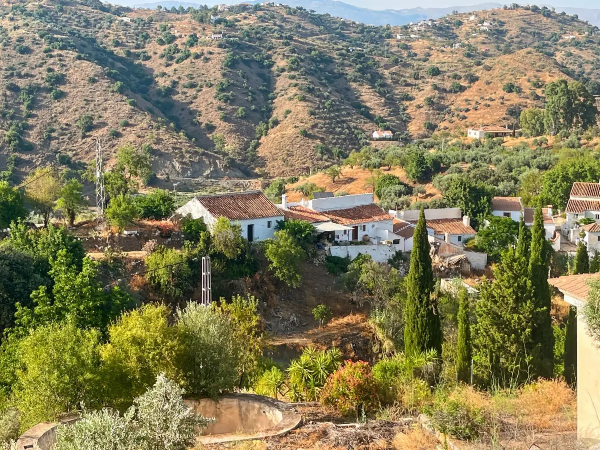 Haus Comares — 1