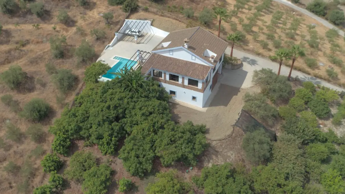 House Coín — 1