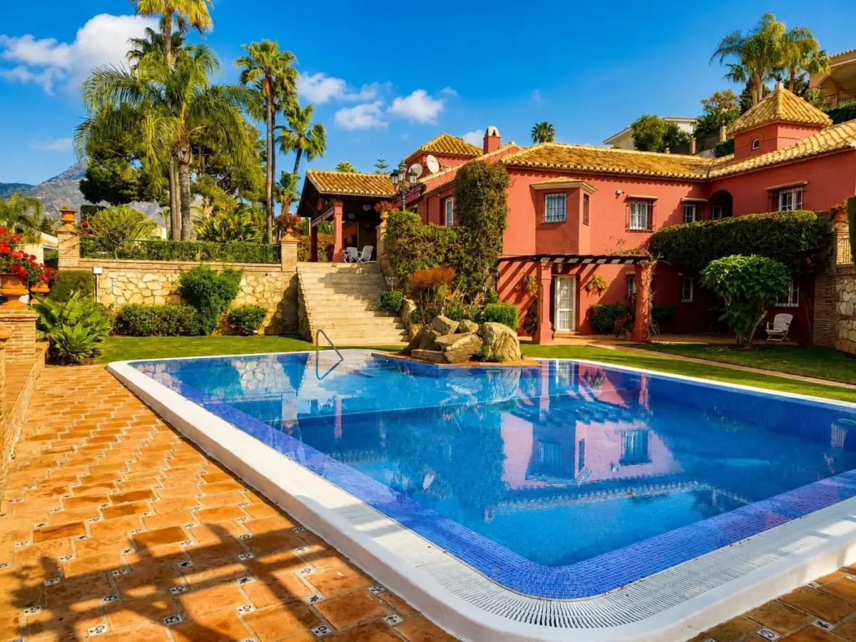 Haus Torrequebrada — 1