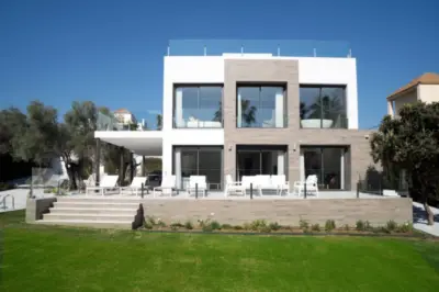 Maison Nueva Andalucía — 2