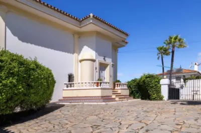 House Estepona — 2