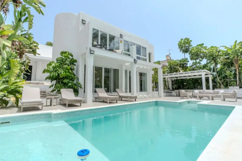 Property — Costa del Sol · Nueva Andalucía