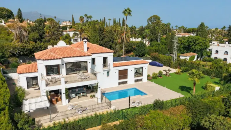 Property — Costa del Sol · Estepona