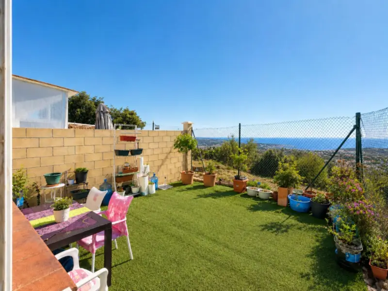 Ground Floor Apartment with Private Garden in Casa... — Costa del Sol · Casares Playa