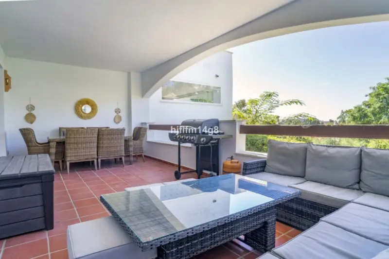 This attractive two-bedroom elevated ground floor... — Costa del Sol · Nueva Andalucía