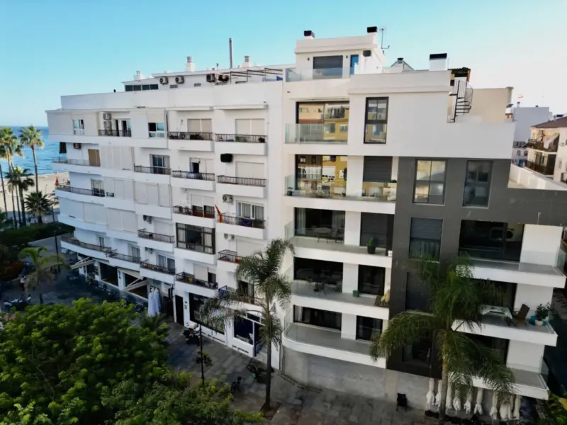Modern 2-Bedroom, 2-Bathroom Apartment in the Firs... — Costa del Sol · Estepona
