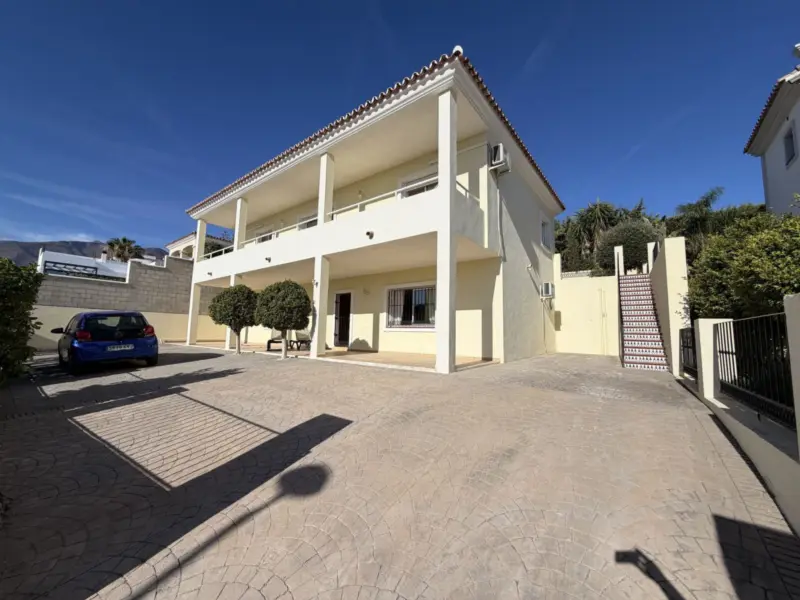 Property — Costa del Sol · Valle Romano