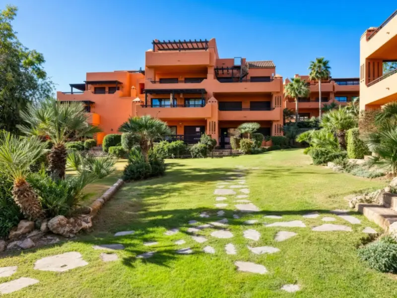 Charming House 200 m from the Beach – Buenas Noche... — Costa del Sol · Estepona