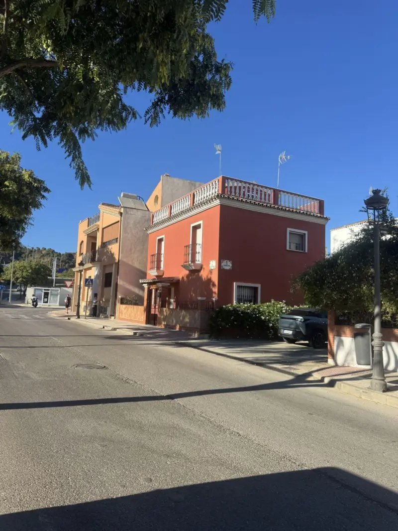 Unique Two-Property Home in an Up-and-Coming Estep... — Costa del Sol · Estepona