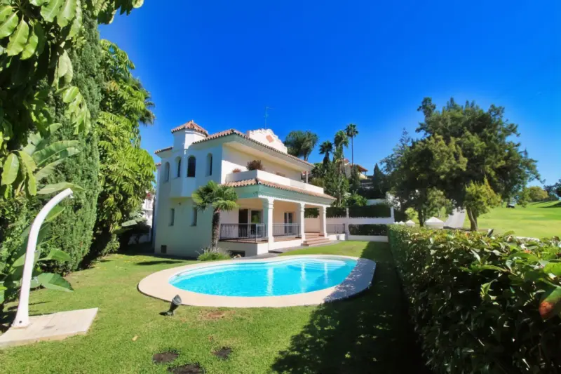 Property — Costa del Sol · Guadalmina Alta