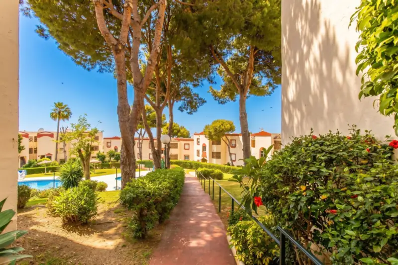 2-Bedroom Apartment Near amenities and the Beach –... — Costa del Sol · Riviera del Sol