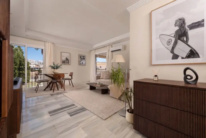 Newly Renovated 3-Bedroom Apartment in a Prime Loc... — Costa del Sol · Riviera del Sol
