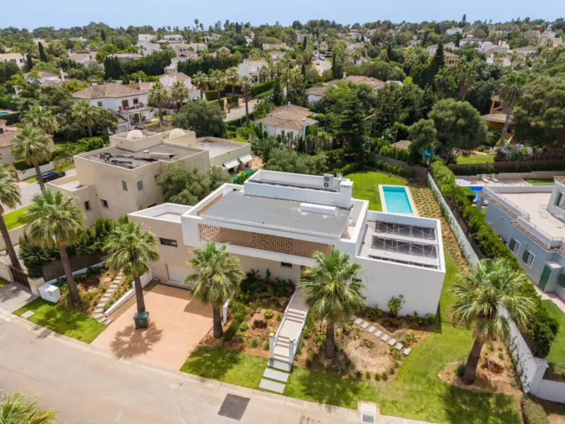 Property — Costa del Sol · Sotogrande Costa