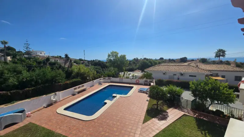 Apartment 600m from Carvajal Beach, with Tourist L... — Costa del Sol · Benalmádena