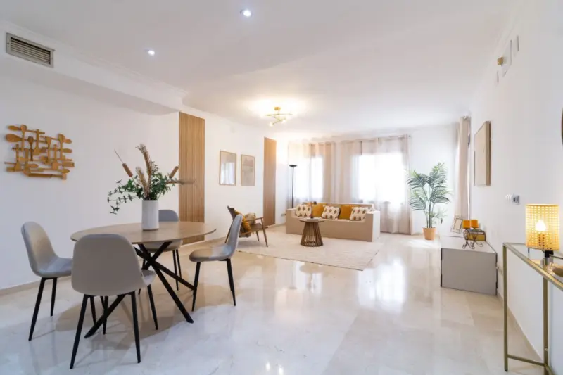 Beautiful 2-Bedroom Apartment in the Heart of Puer... — Costa del Sol · Puerto Banús