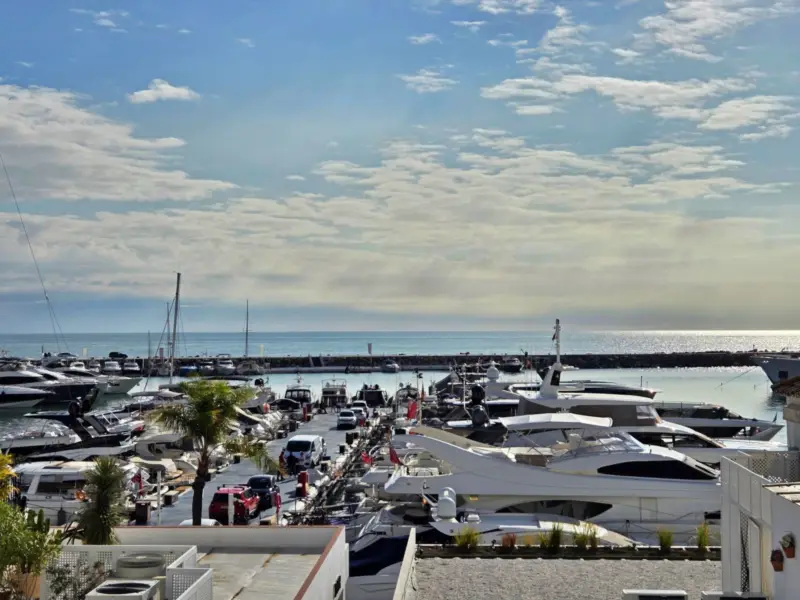 Property — Costa del Sol · Puerto Banús