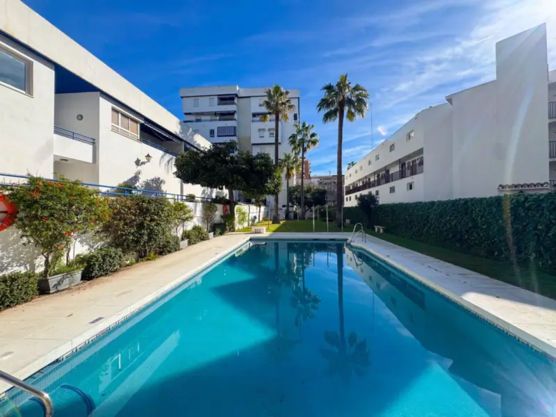 This bright 3-bedroom apartment in Marbella, locat... — Costa del Sol · Marbella