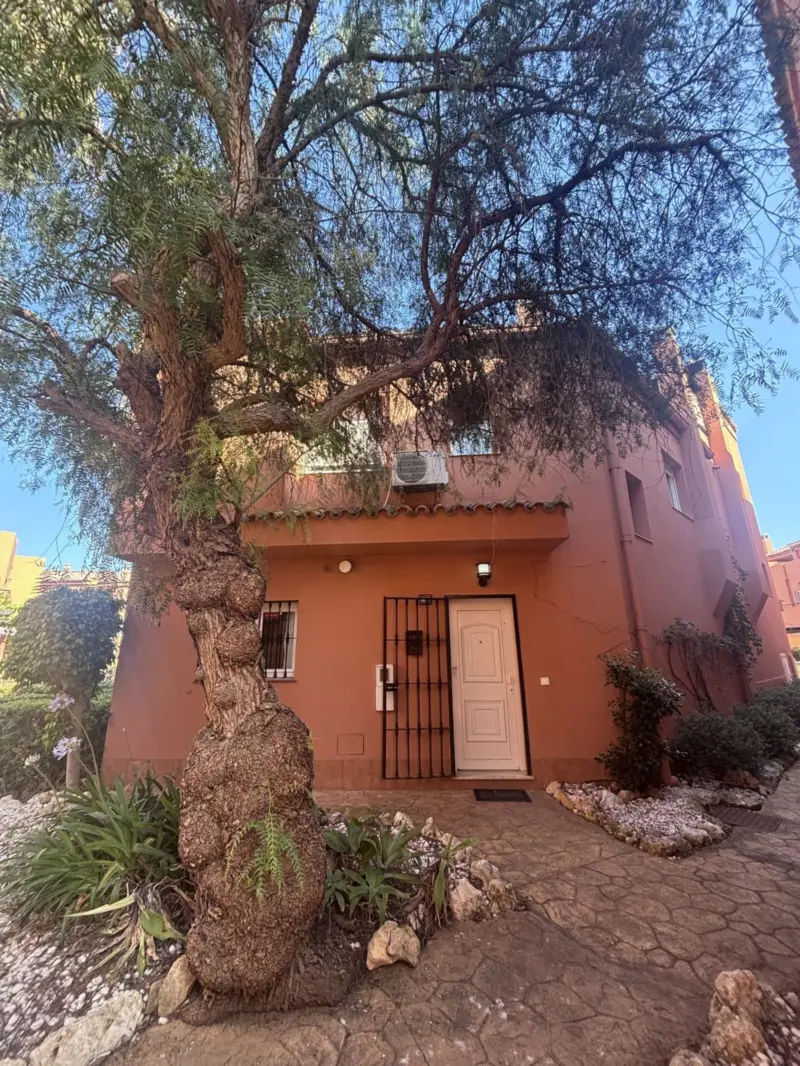 Recently Renovated 4-Bedroom Beachside Townhouse i... — Costa del Sol · Manilva