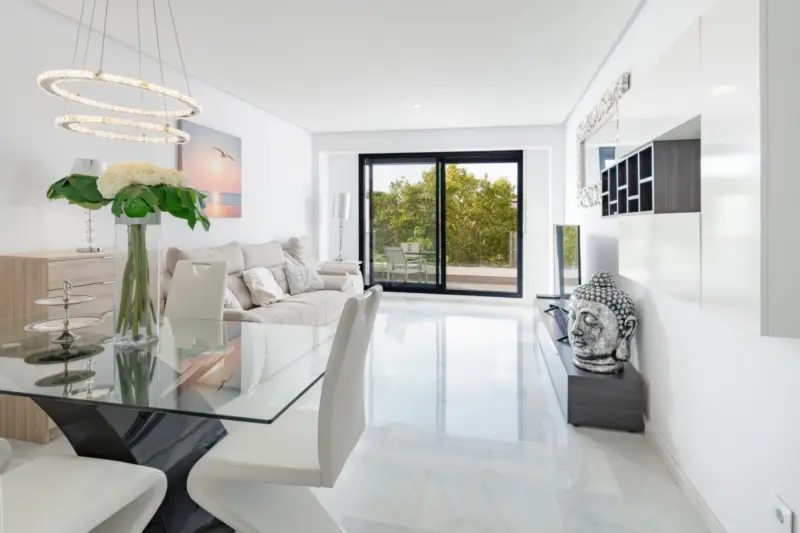 Modern 2-Bedroom Apartment with South-Facing Terra... — Costa del Sol · Marbella