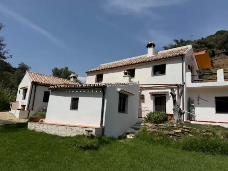 Property — Costa del Sol · Casares