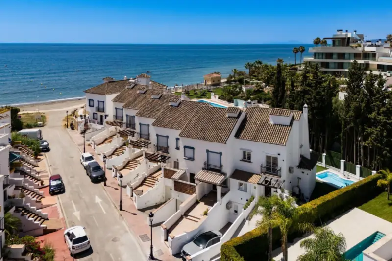 Property — Costa del Sol · Estepona