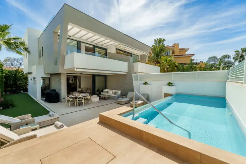 Property — Costa del Sol · Puerto Banús