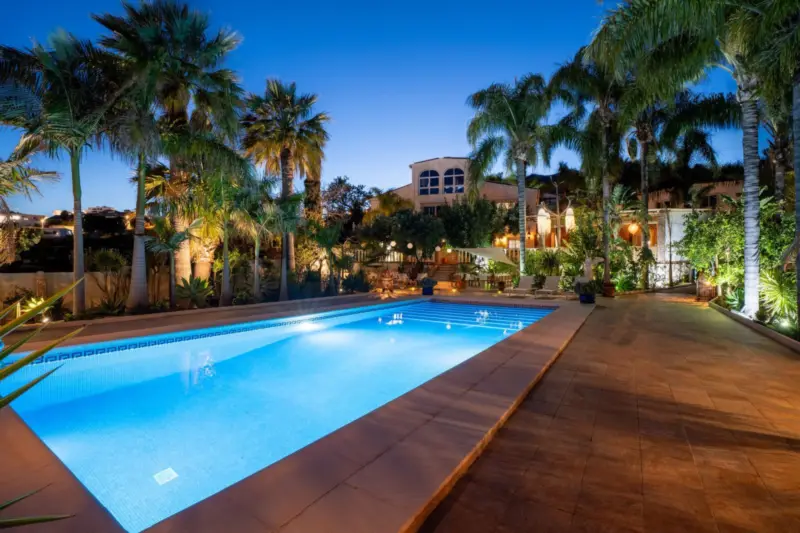 Property — Costa del Sol · Benalmádena