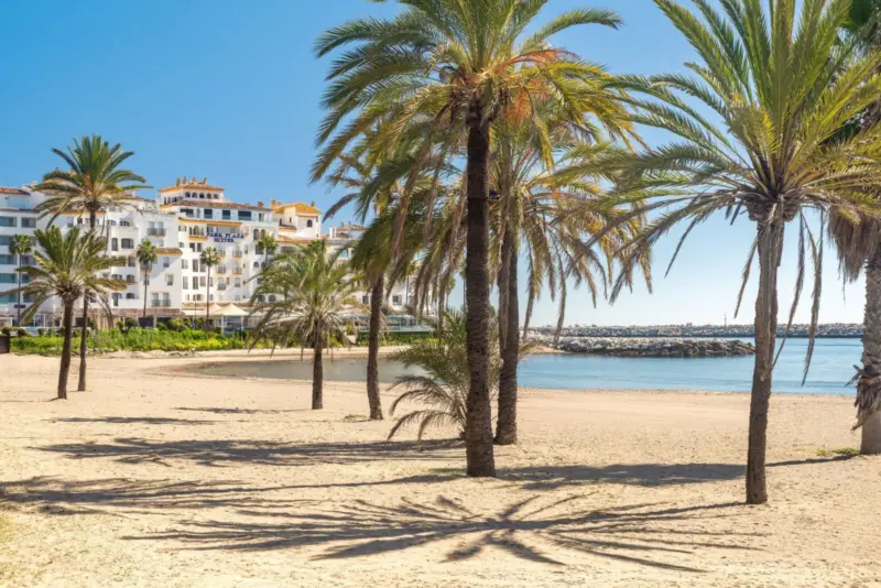 Luxury Beachfront Living at Playas del Duque, Puer... — Costa del Sol · Puerto Banús