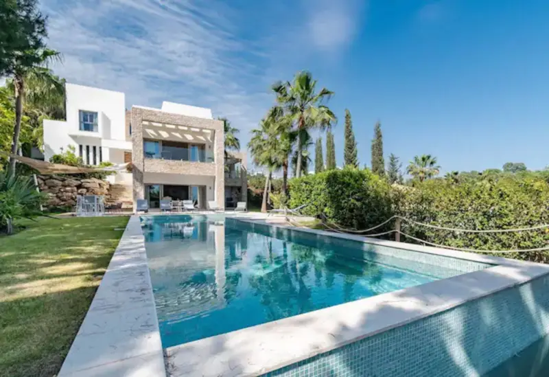This magnificent villa is an open plan one, and th... — Costa del Sol · Benahavís