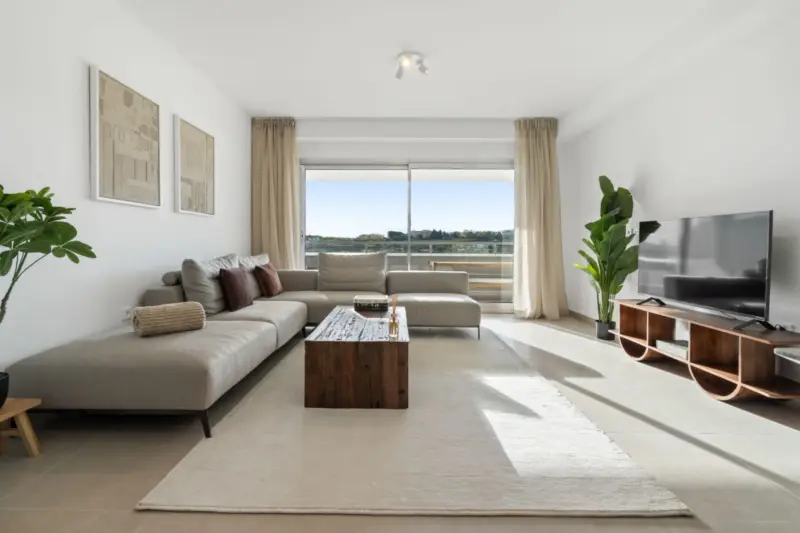 This delightful, brand-new ground-floor apartment... — Costa del Sol · Estepona