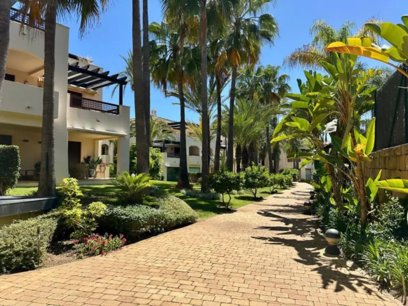 Property — Costa del Sol · Nueva Andalucía