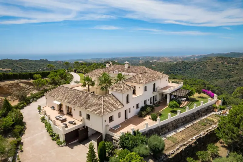 Property — Costa del Sol · Estepona
