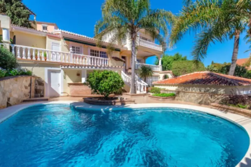 Property — Costa del Sol · Nueva Andalucía