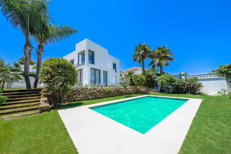 This absolutely beautiful villa has just been comp... — Costa del Sol · Nueva Andalucía