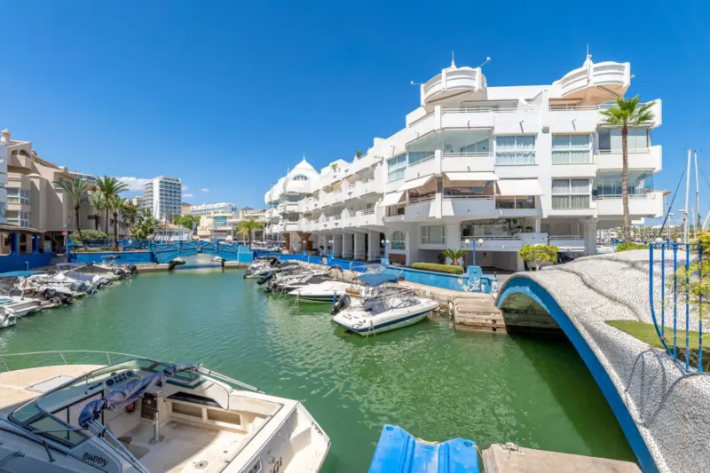 Exclusive Designer Apartment on Isla Poniente – Pu... — Costa del Sol · Benalmádena