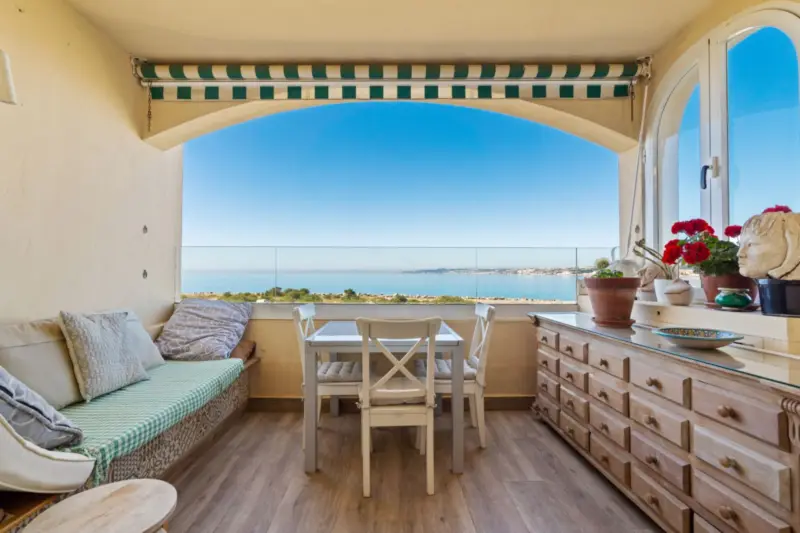 Three bedrooms, open sea views and Playa del Crist... — Costa del Sol · Estepona