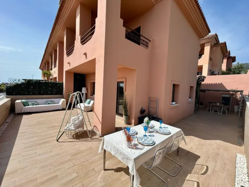 Looking for a corner townhouse with three floors,... — Costa del Sol · Benalmadena Costa