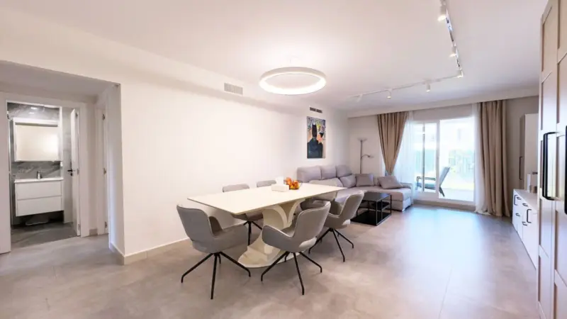 Bright and Modern Ground-Floor Apartment in El Par... — Costa del Sol · El Paraiso