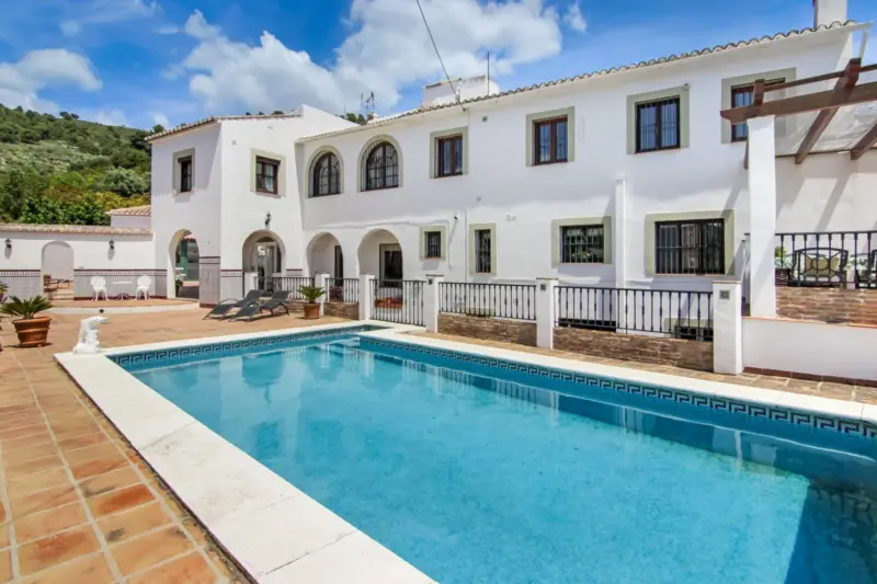 Property — Costa del Sol East · Canillas de Albaida