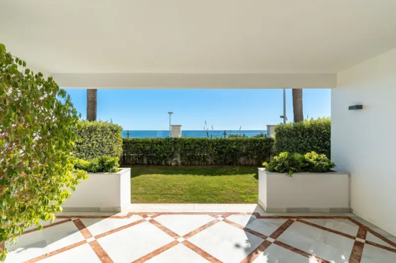 Property — Costa del Sol · Estepona
