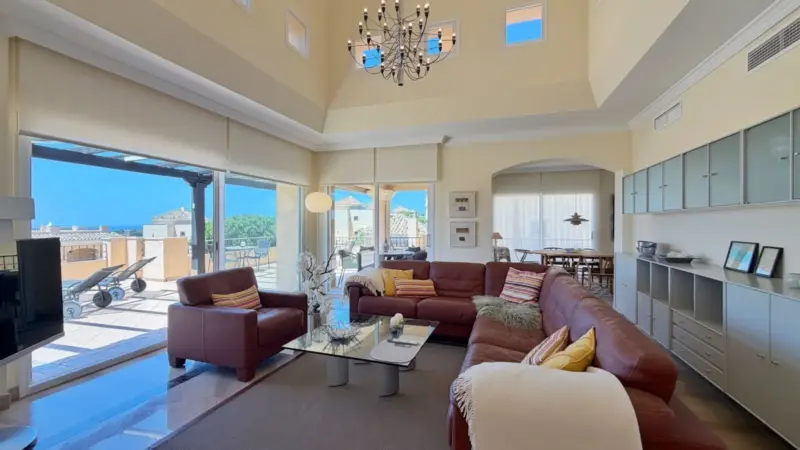 Exclusive and bright 4-bedroom duplex penthouse, a... — Costa del Sol · Elviria