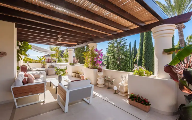 This exceptional and exquisitely designed southwes... — Costa del Sol · Nueva Andalucía