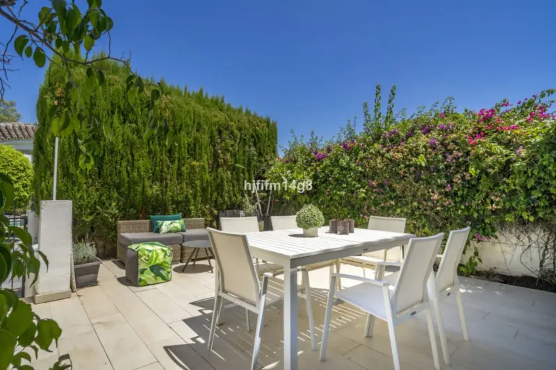 Property — Costa del Sol · Nueva Andalucía