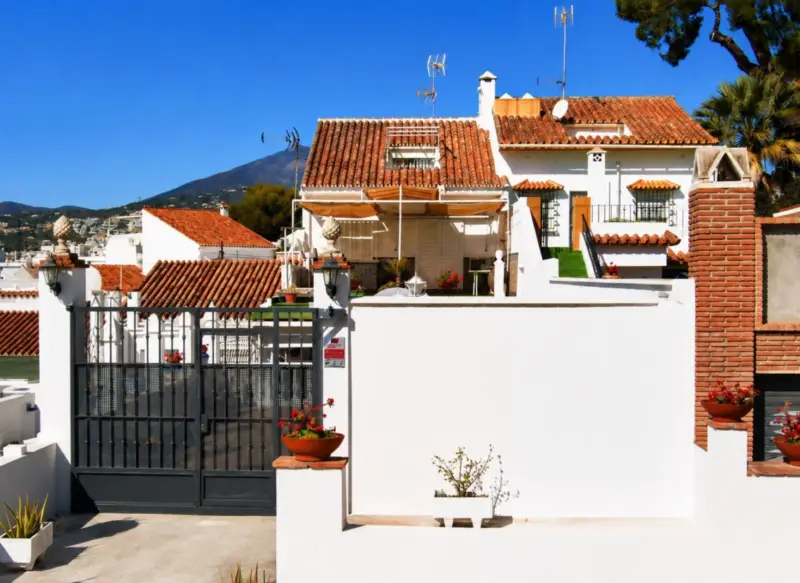 Property — Costa del Sol · Nueva Andalucía