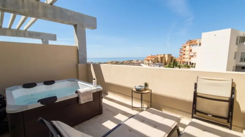 ???? Exclusive Triplex Penthouse with Stunning Sea... — Costa del Sol · Riviera del Sol