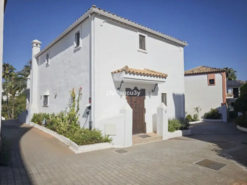 Property — Costa del Sol · Selwo